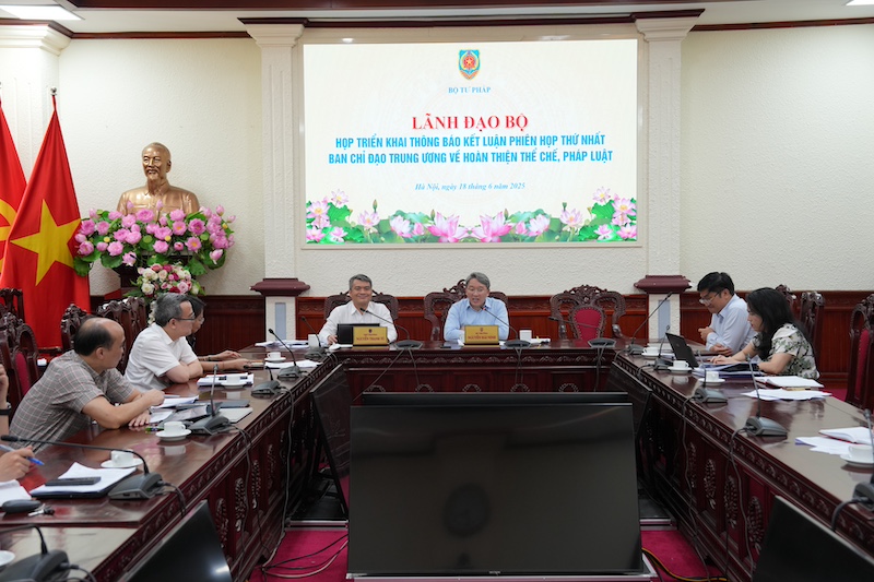 ​Đẩy mạnh rà soát, tháo gỡ khó khăn, vướng mắc do quy định pháp luật
